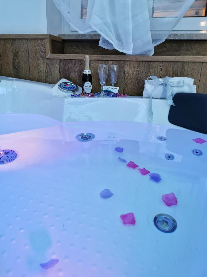 Il Mare Di Roma Deluxe Hotel Lido di Ostia Luaran gambar